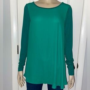 Two-Tone Green Long Sleeve